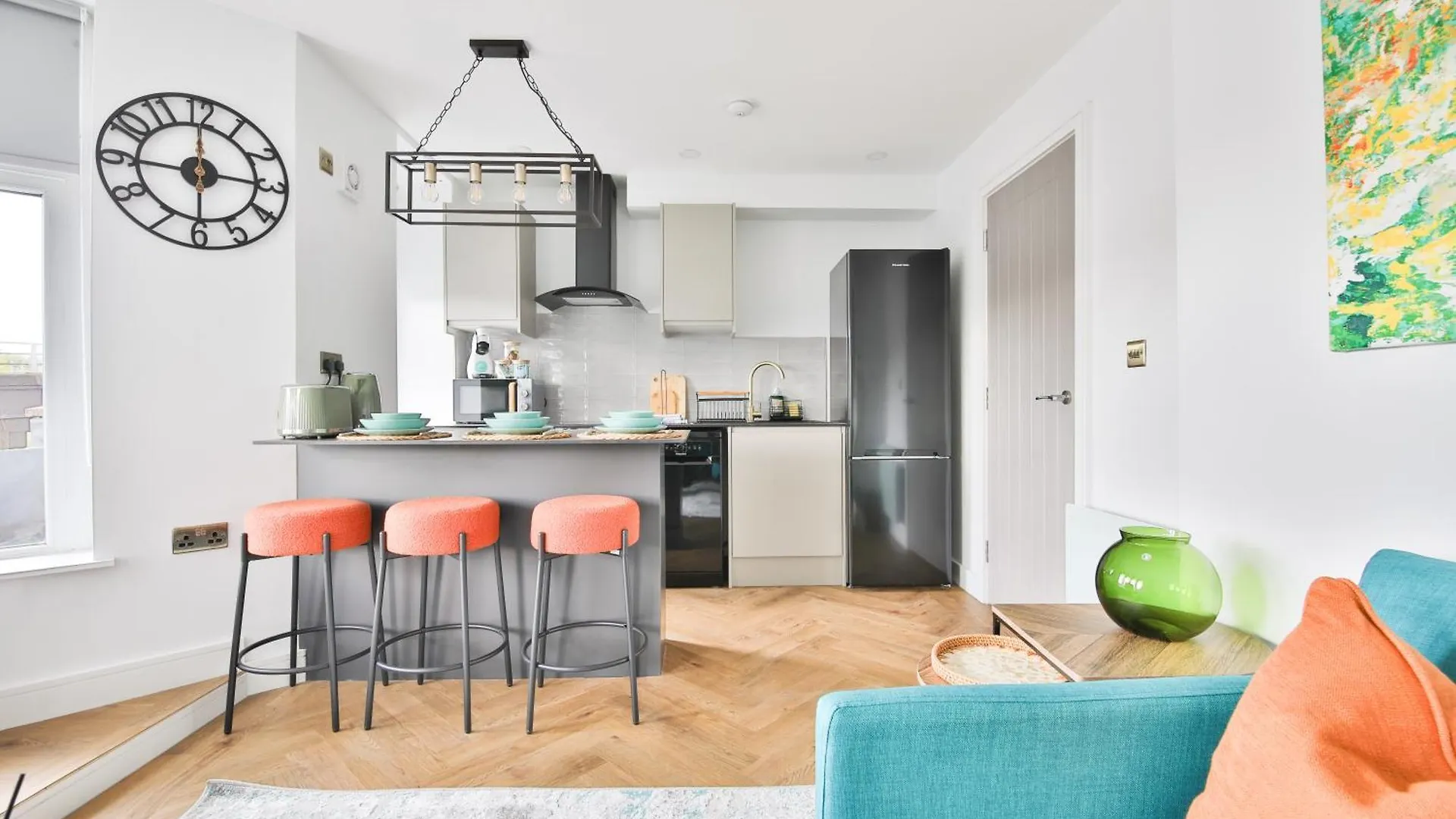 Apartment North Road Luxe New Serviced Apartments- Parking Available With Full Kitchen Amenities Cardiff United Kingdom